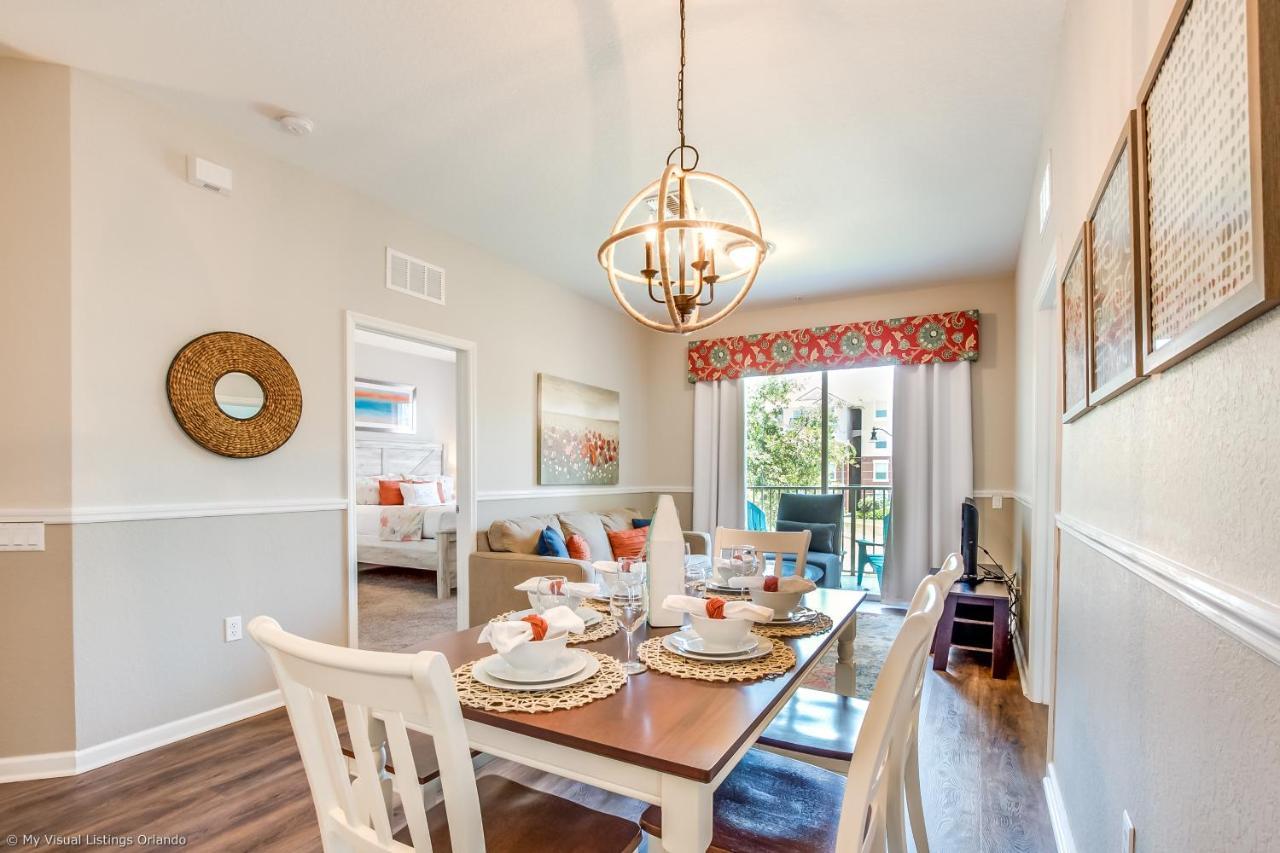 Spacious Vista Cay Condo, Near Pool