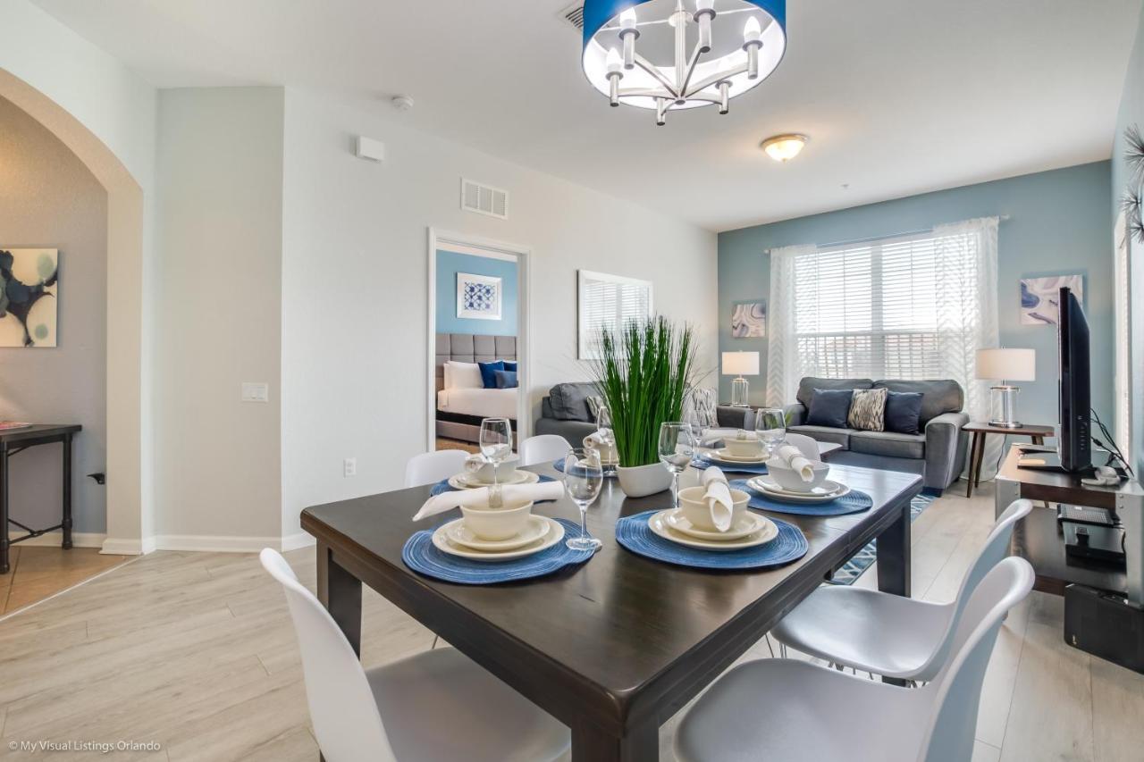 Apartment Stunning Top-floor Condo, Next To Clubhouse *