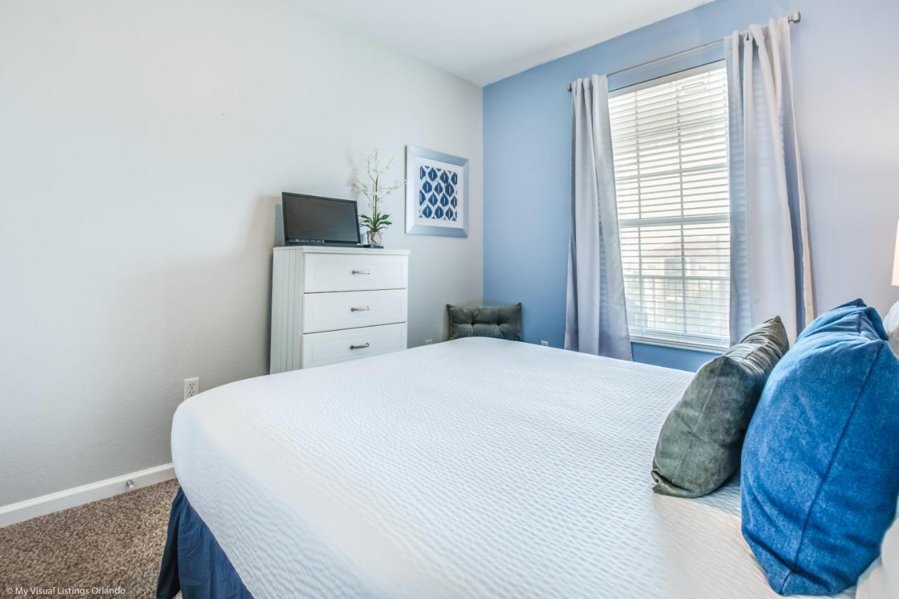 Stunning Top-floor Condo, Next To Clubhouse Apartment *