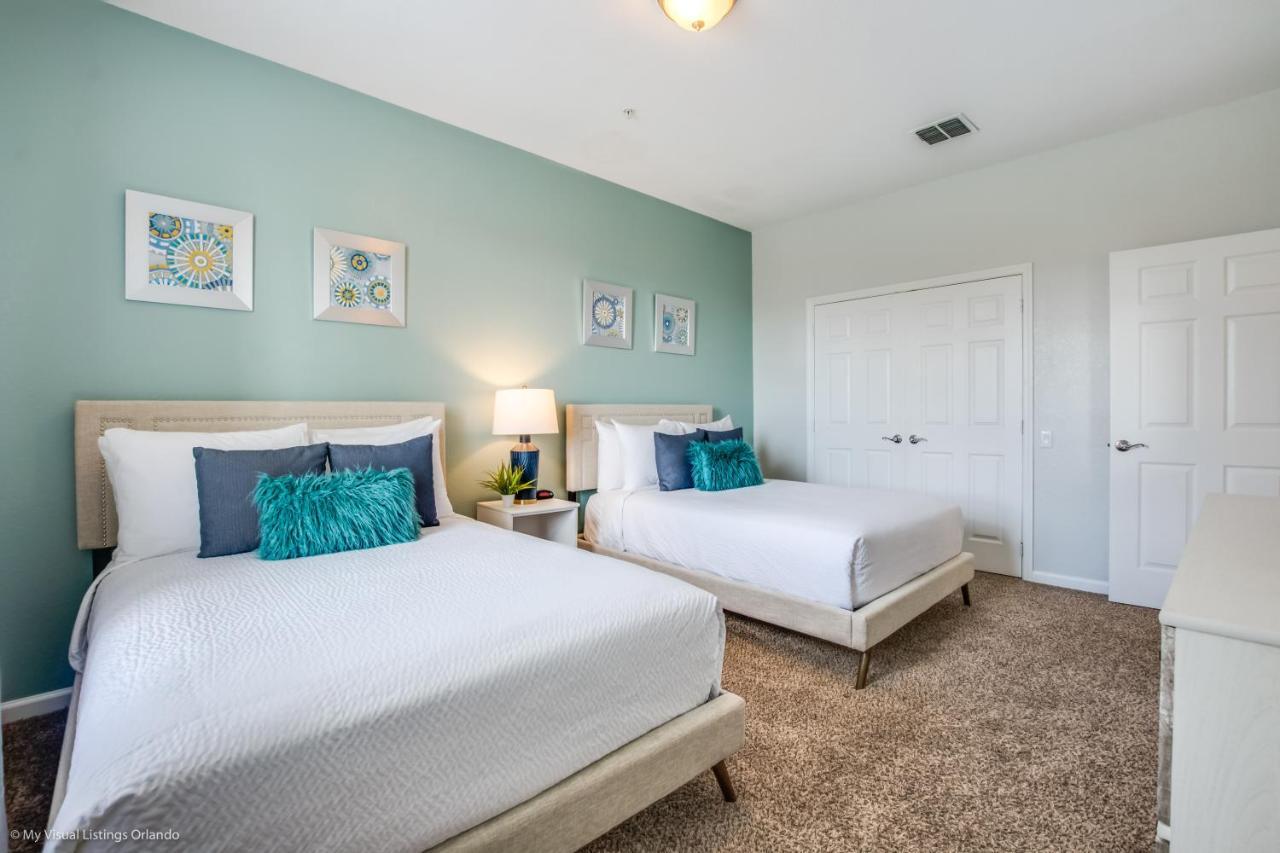 Stunning Top-floor Condo, Next To Clubhouse Apartment