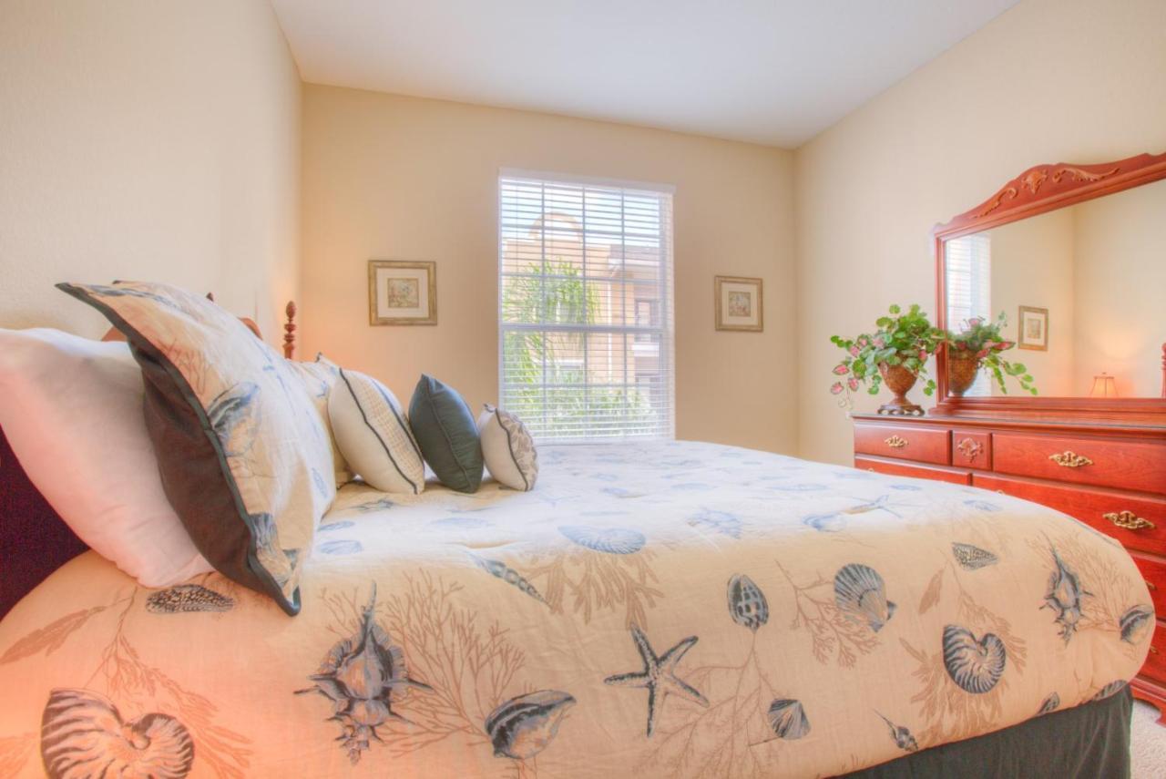 Lovely Vista Cay Condo, Near Clubhousepool Apartment