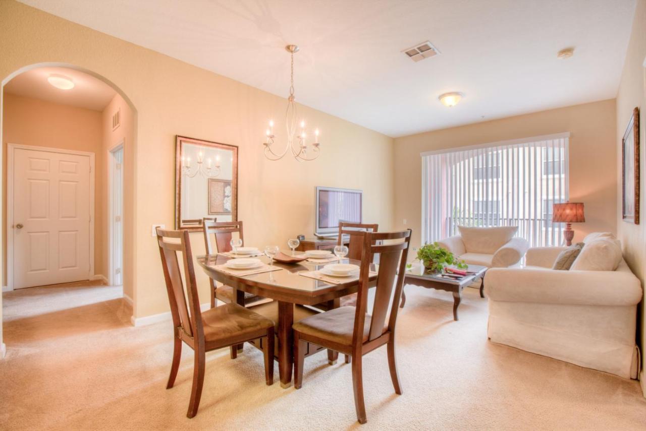 Lovely Vista Cay Condo, Near Clubhousepool *