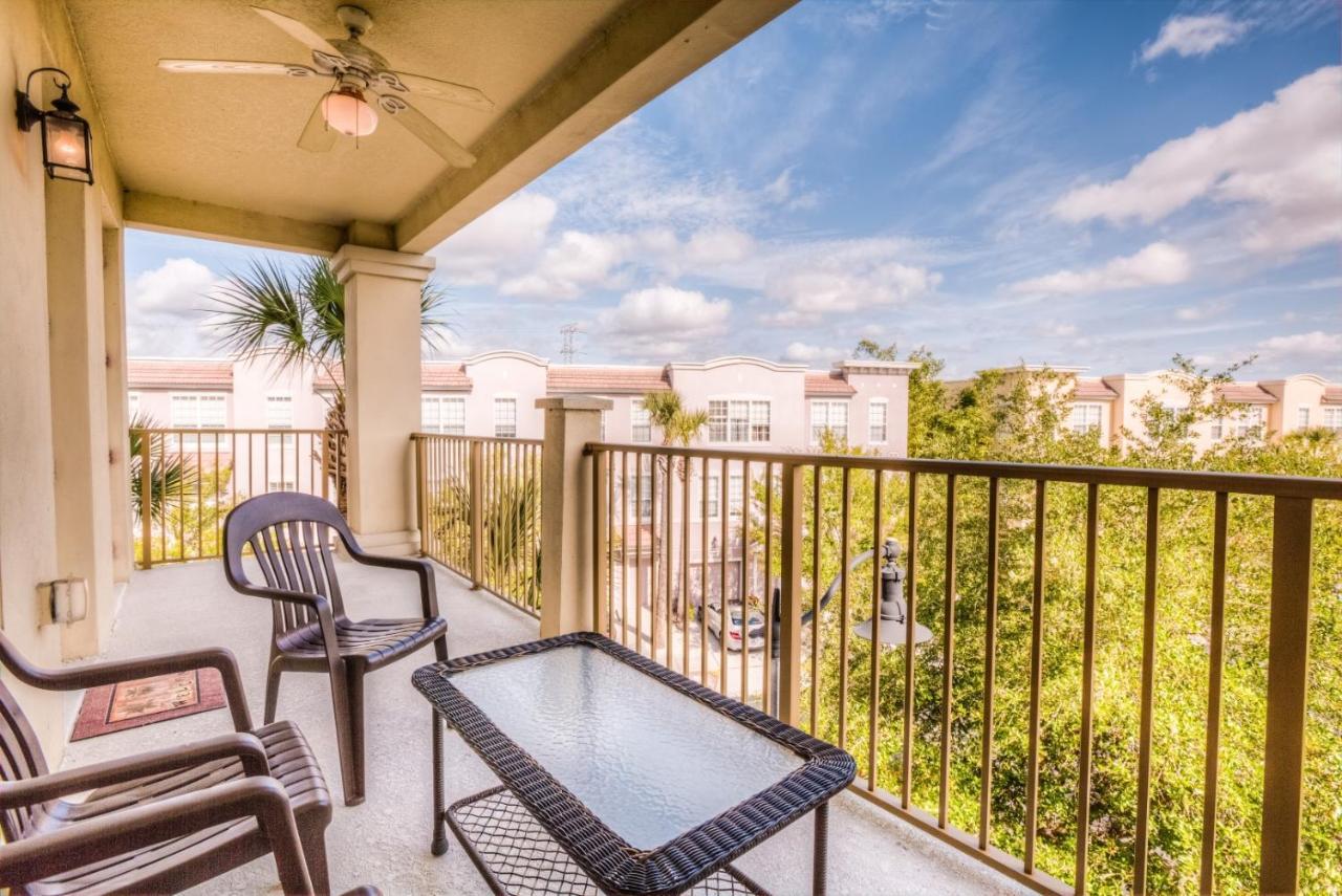 Luxurious Wprivate Balcony Amazing View Apartment