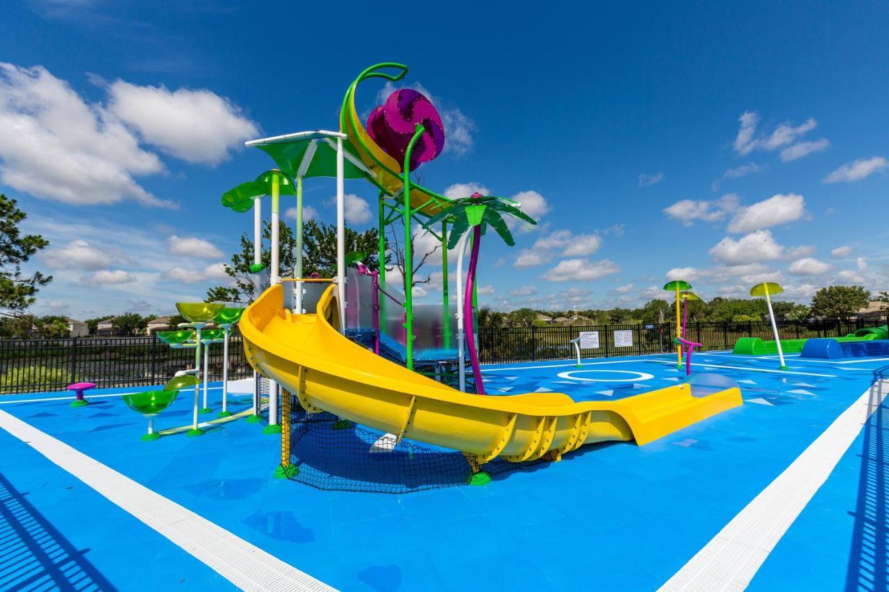 Updated Lakeview Condo, Minutes From Apartment Orlando