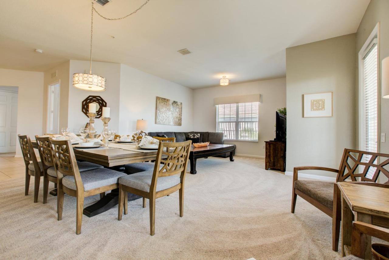 Vacation In This Stunning Condo- Near Attractions Apartment *