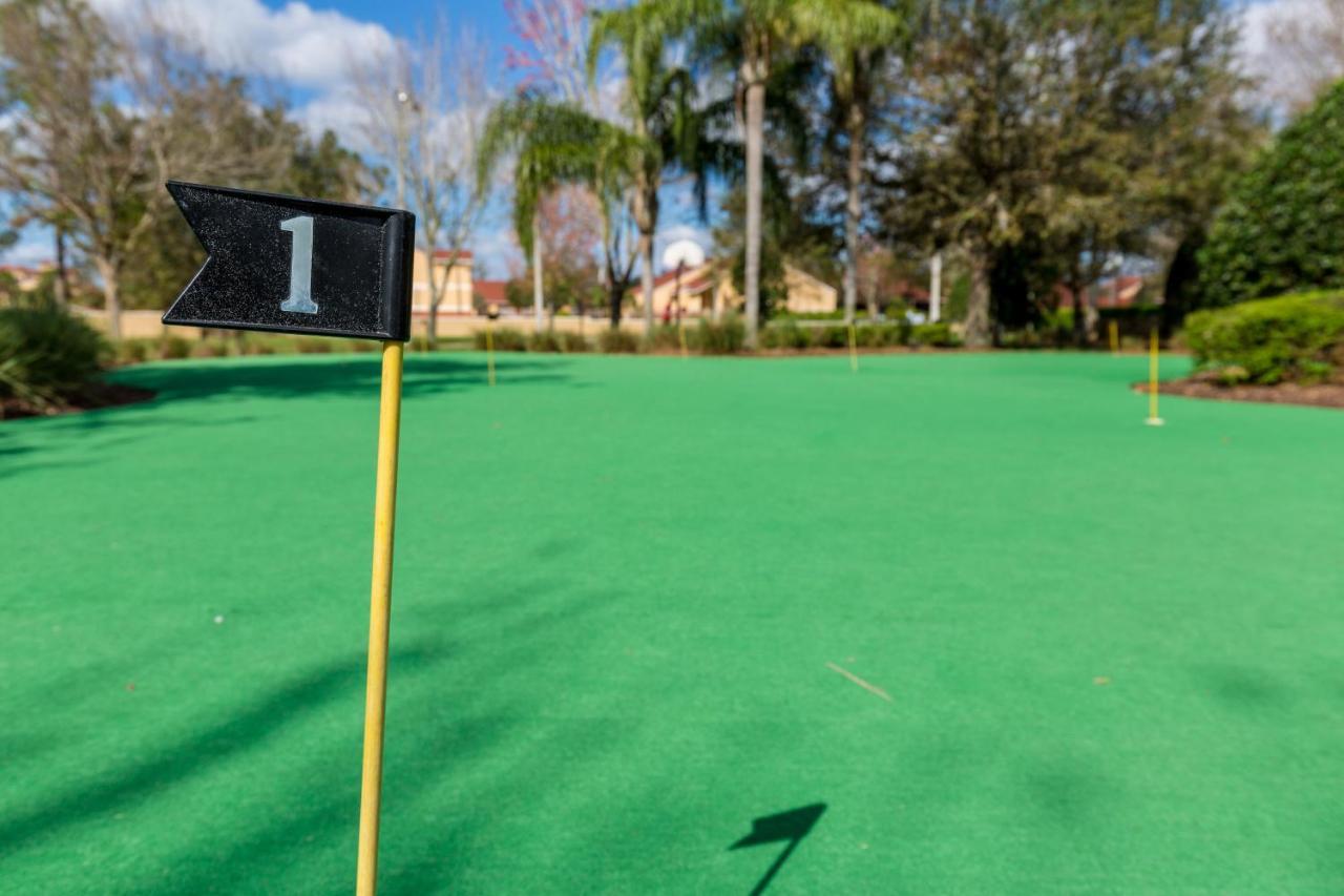 Updated Lakeview Condo, Minutes From Apartment Orlando