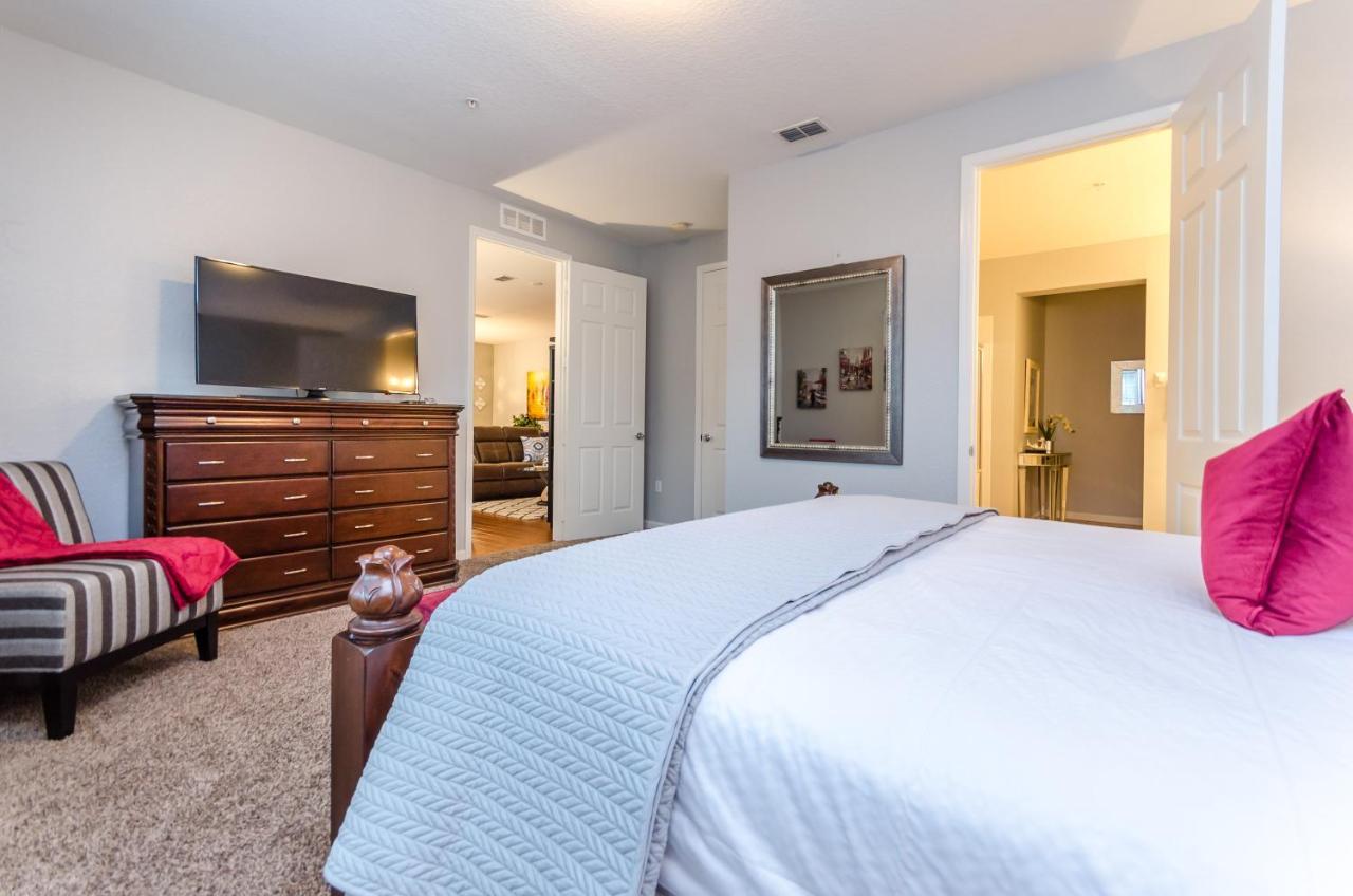 Apartment Spacious In Vista Cay Luxury Awaits Orlando