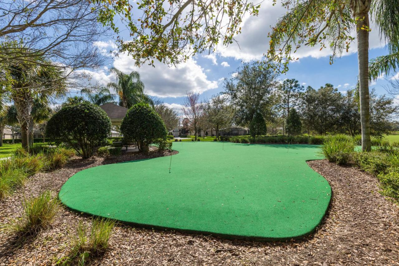 Updated Lakeview Condo, Minutes From Apartment
