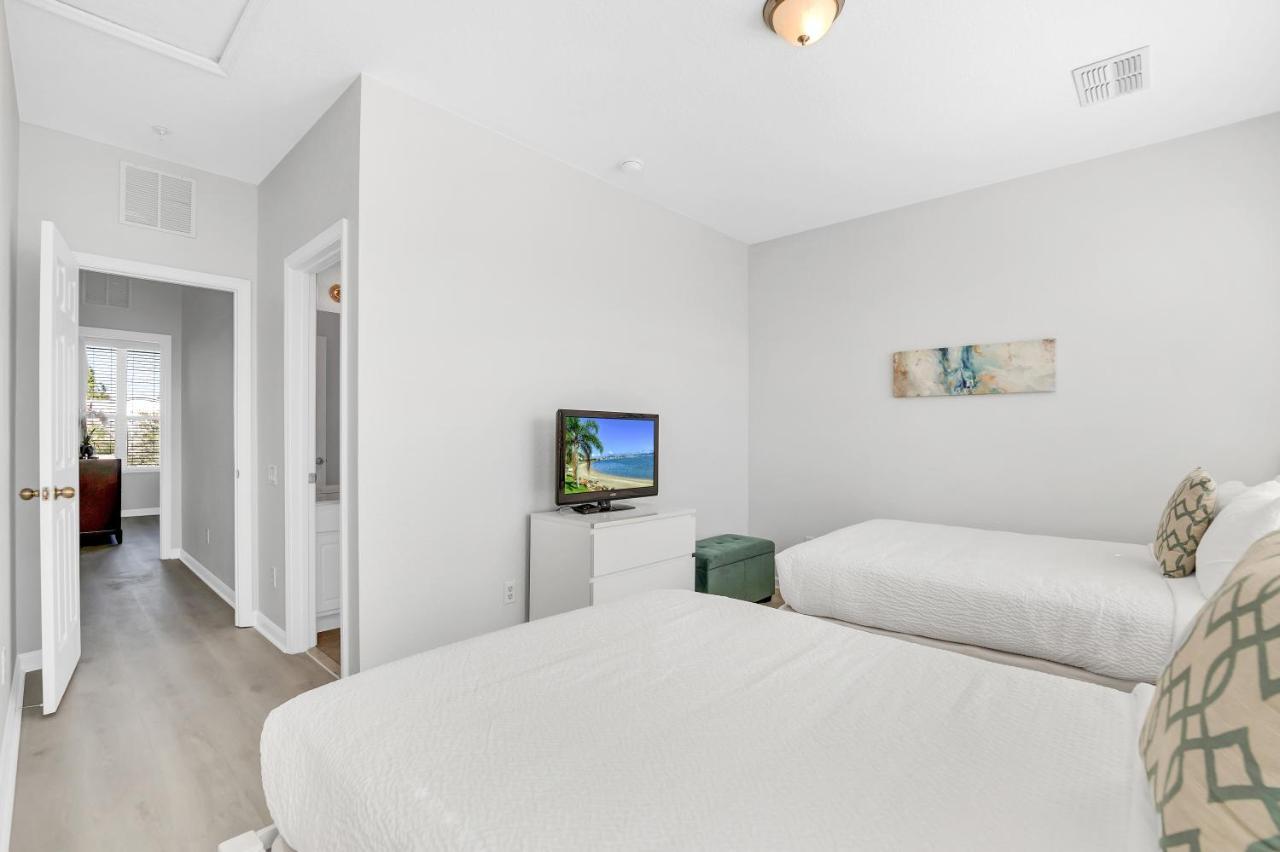 Newly Renovated Townhome, Near Universal & I-drive Orlando