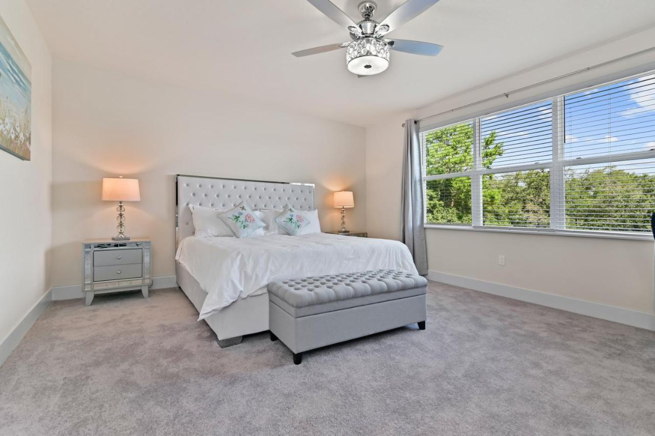 New 2022 Spacious&tranquil Townhouse Near - 4br - 3fb * Orlando