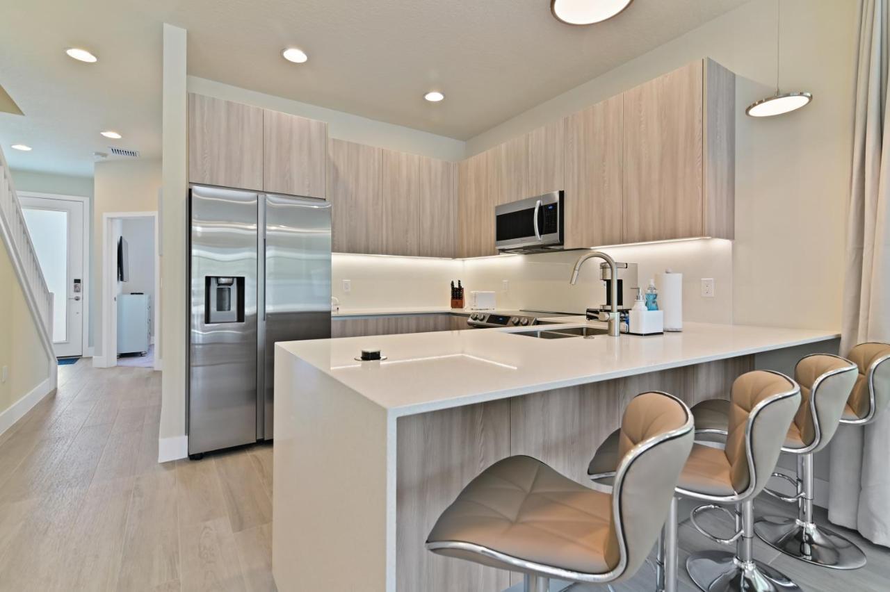 New 2022 Spacious&tranquil Townhouse Near - 4br - 3fb