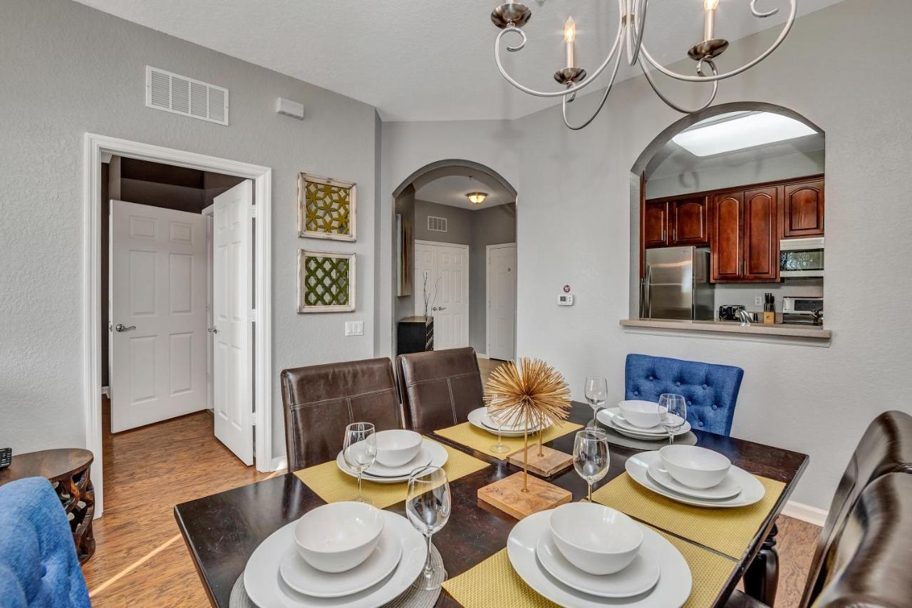 Newly Updated W Scenic View Apartment Orlando