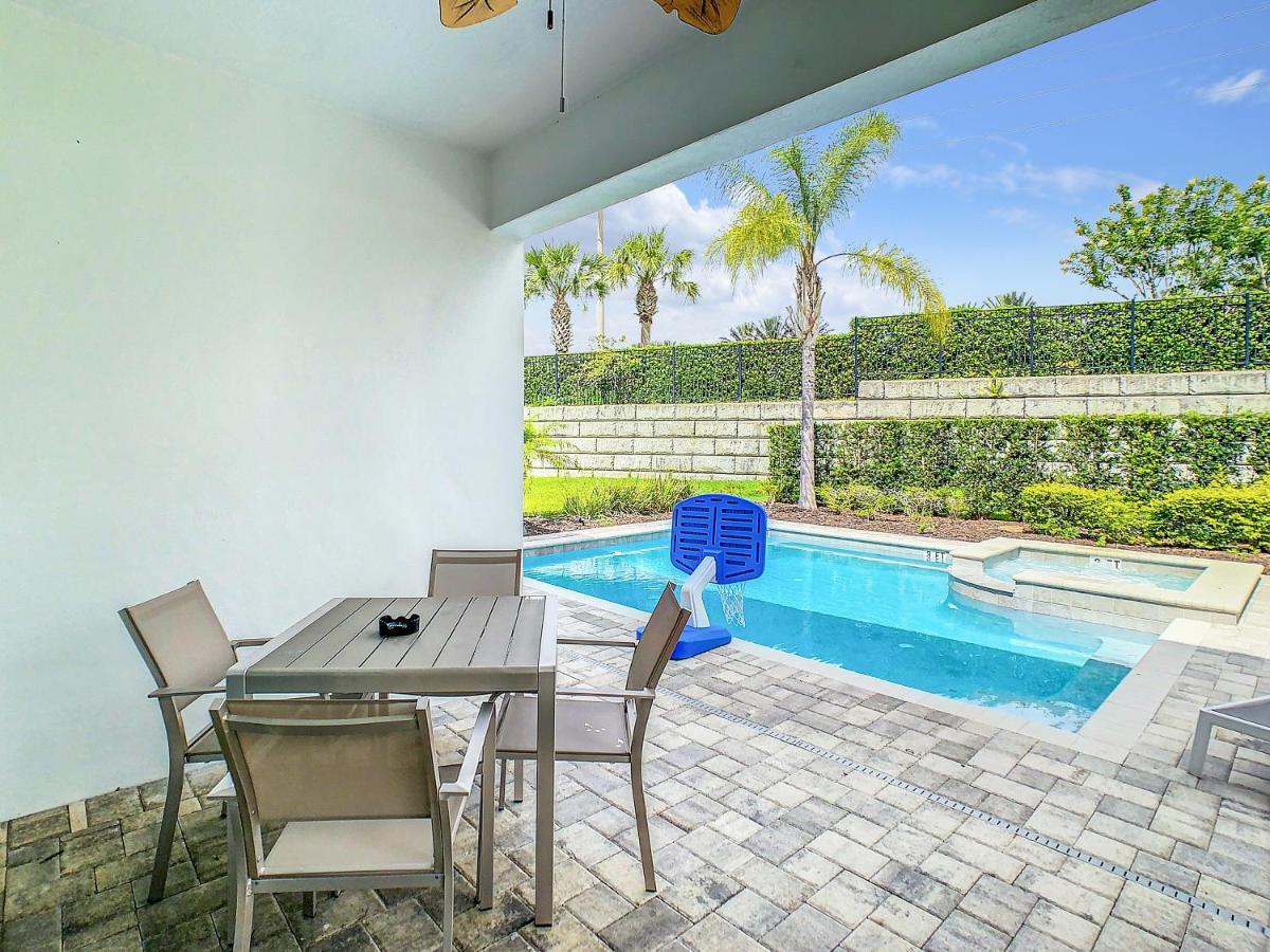 7 Bdr Family Themed With Mario Games And Free Pool Heat Holiday home