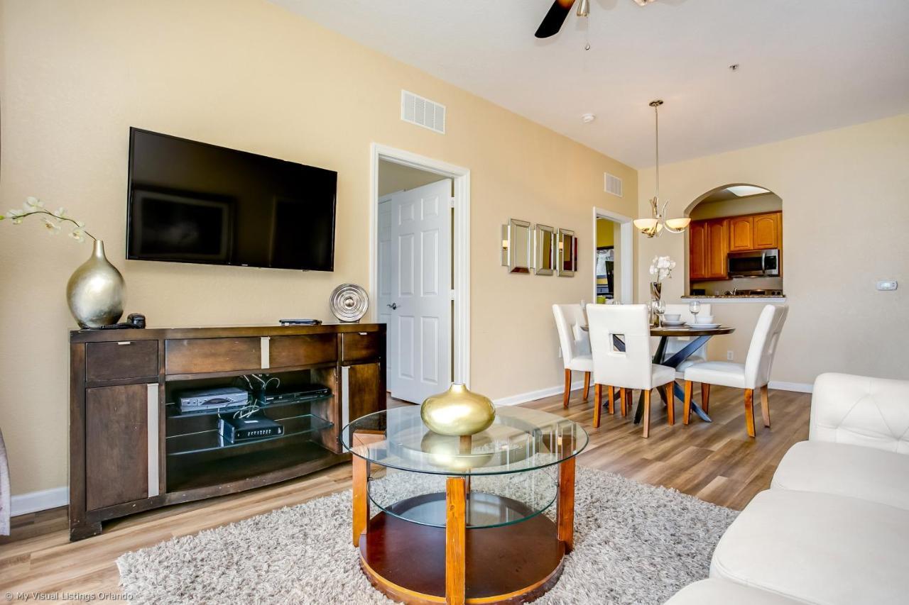 Apartment 4814 Cayview Avenue #401 *