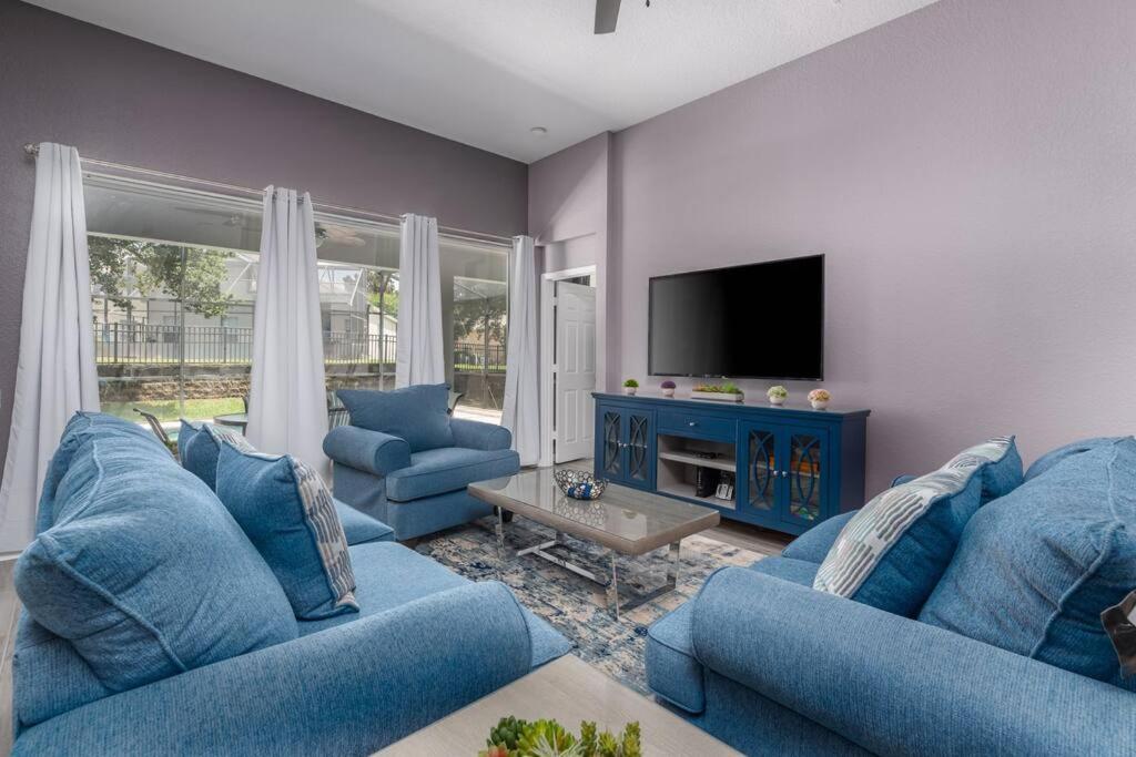 Spacious 4br Themed Rooms, Pool, Near Holiday home Orlando
