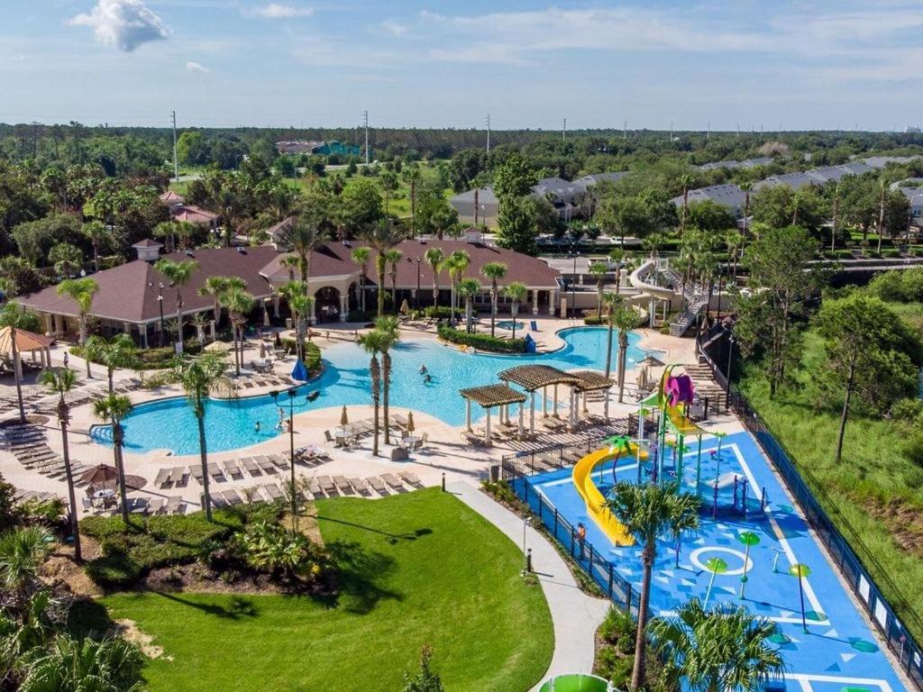Holiday home Spacious 4br Themed Rooms, Pool, Near *