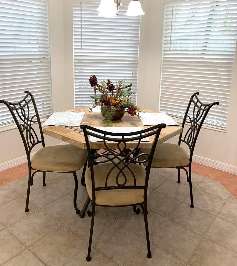 Mickey's Lakefront Retreat: Disney-close Luxury With Pool & Hot Tub Orlando
