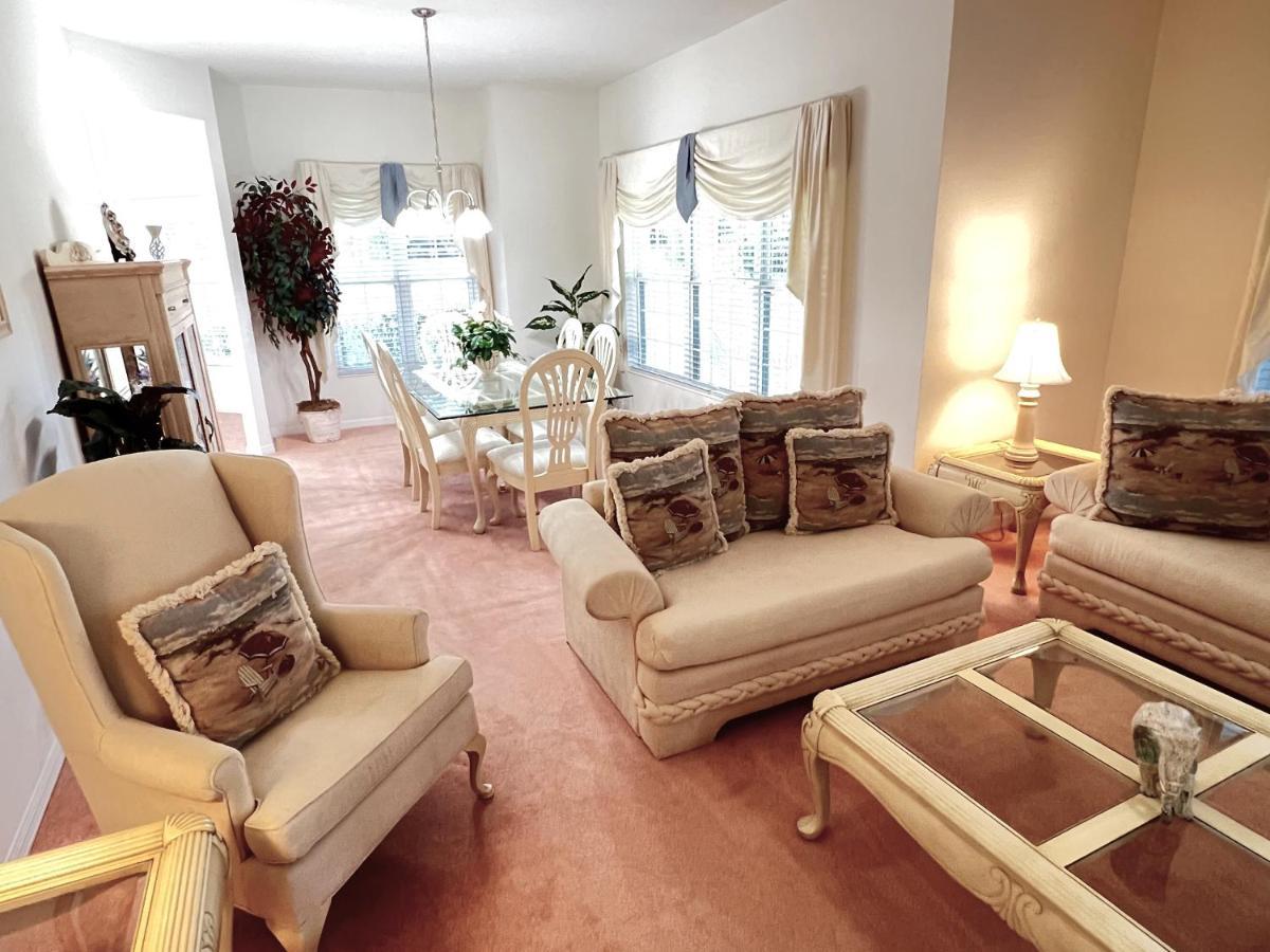 Mickey's Lakefront Retreat: Disney-close Luxury With Pool & Hot Tub Holiday home Orlando