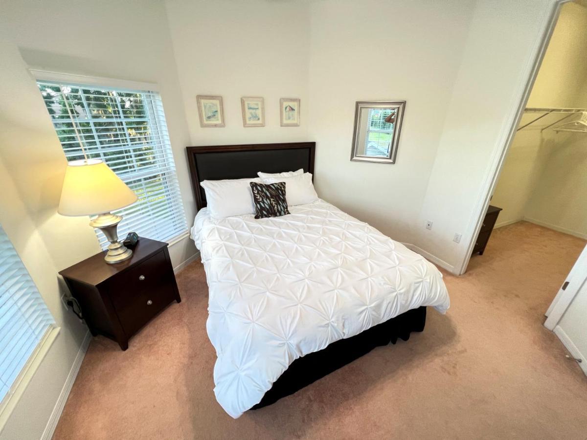 Mickey's Lakefront Retreat: Disney-close Luxury With Pool & Hot Tub * Orlando