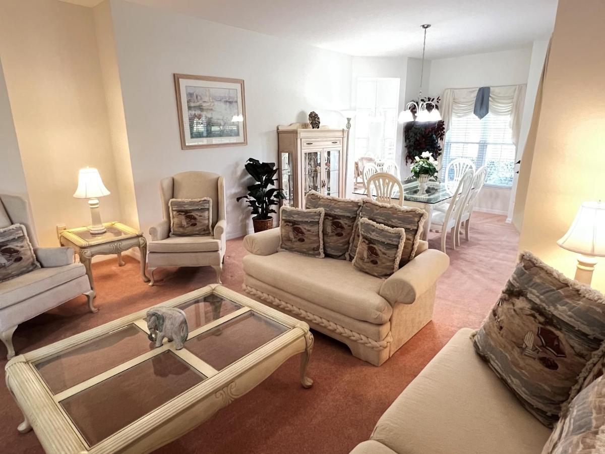 Holiday home Mickey's Lakefront Retreat: Disney-close Luxury With Pool & Hot Tub Orlando