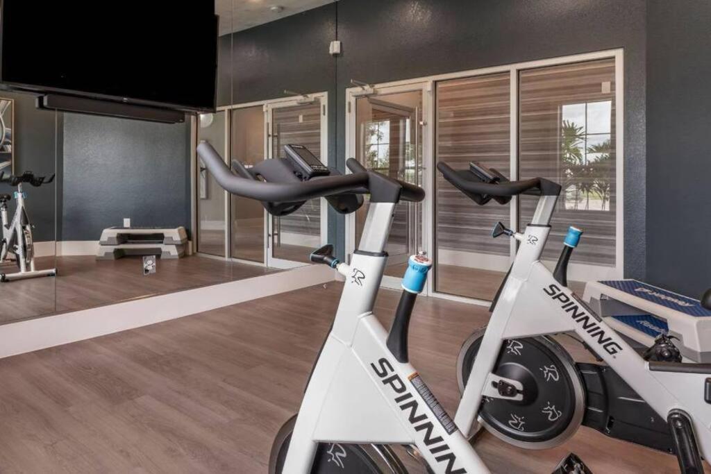 Apartment Luxurious 2-bed W/lake View And Amenities Orlando