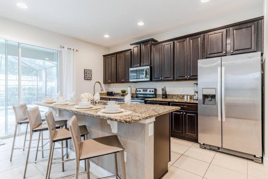 Perfect 5-bedroom With Pool,game &grill - 2201 Holiday home Orlando