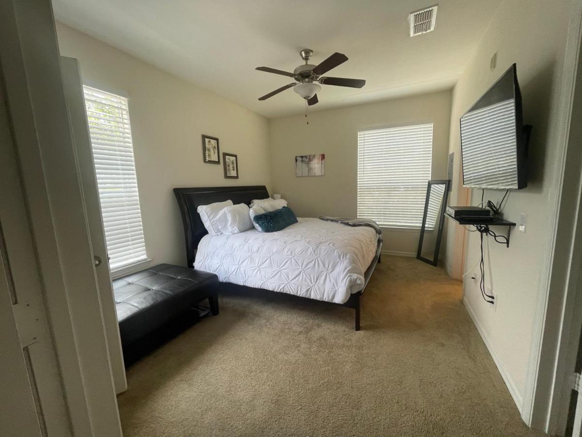 5 Star Luxury Huge 2/2 King - Close To Everything Apartment Orlando