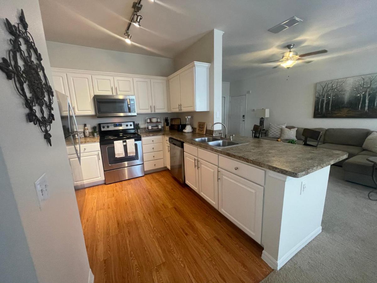 Apartment 5 Star Luxury Huge 2/2 King - Close To Everything *