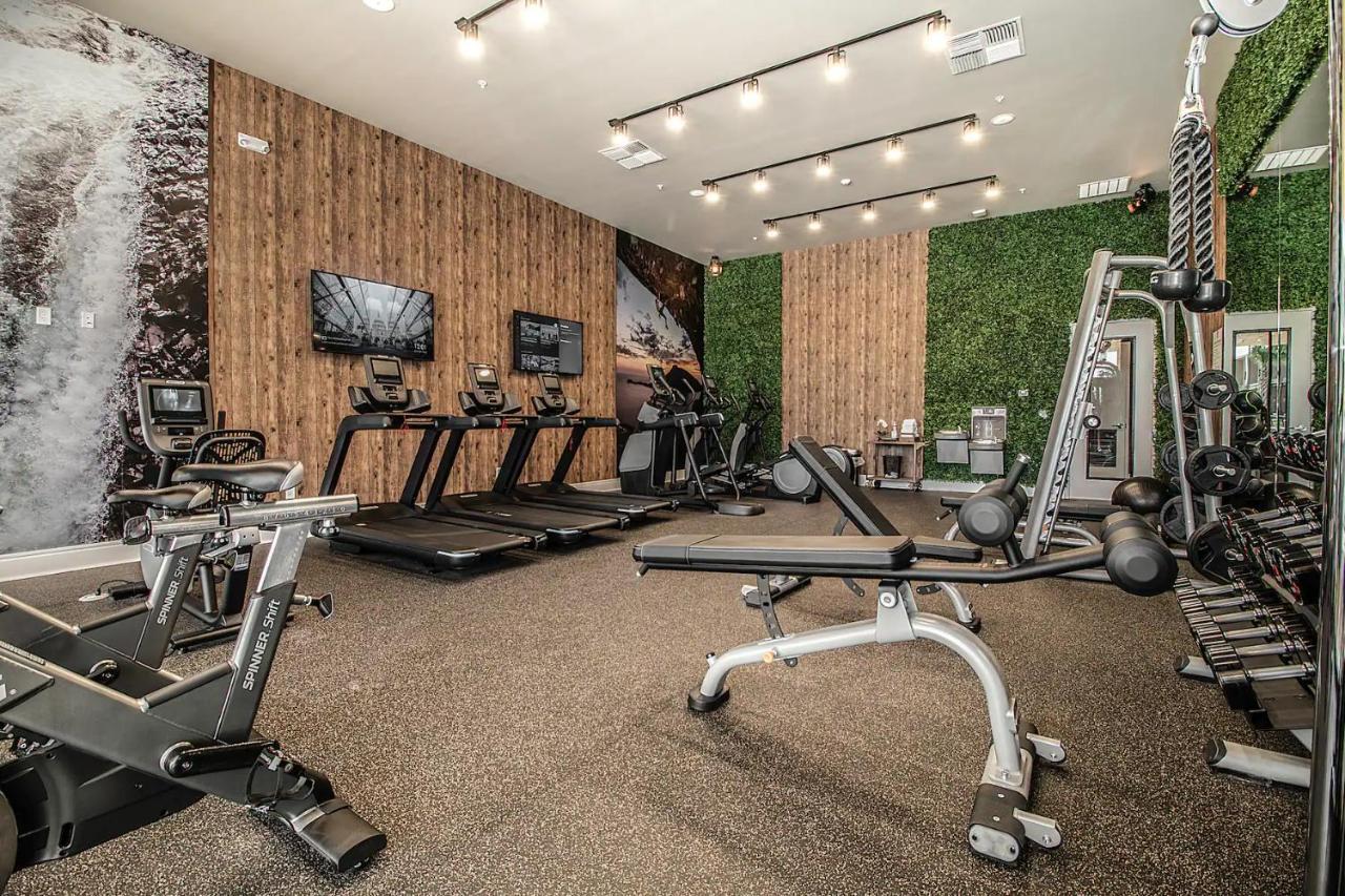 Villa Beautiful Townhome Magic Village 1,5 Mile To Dis *