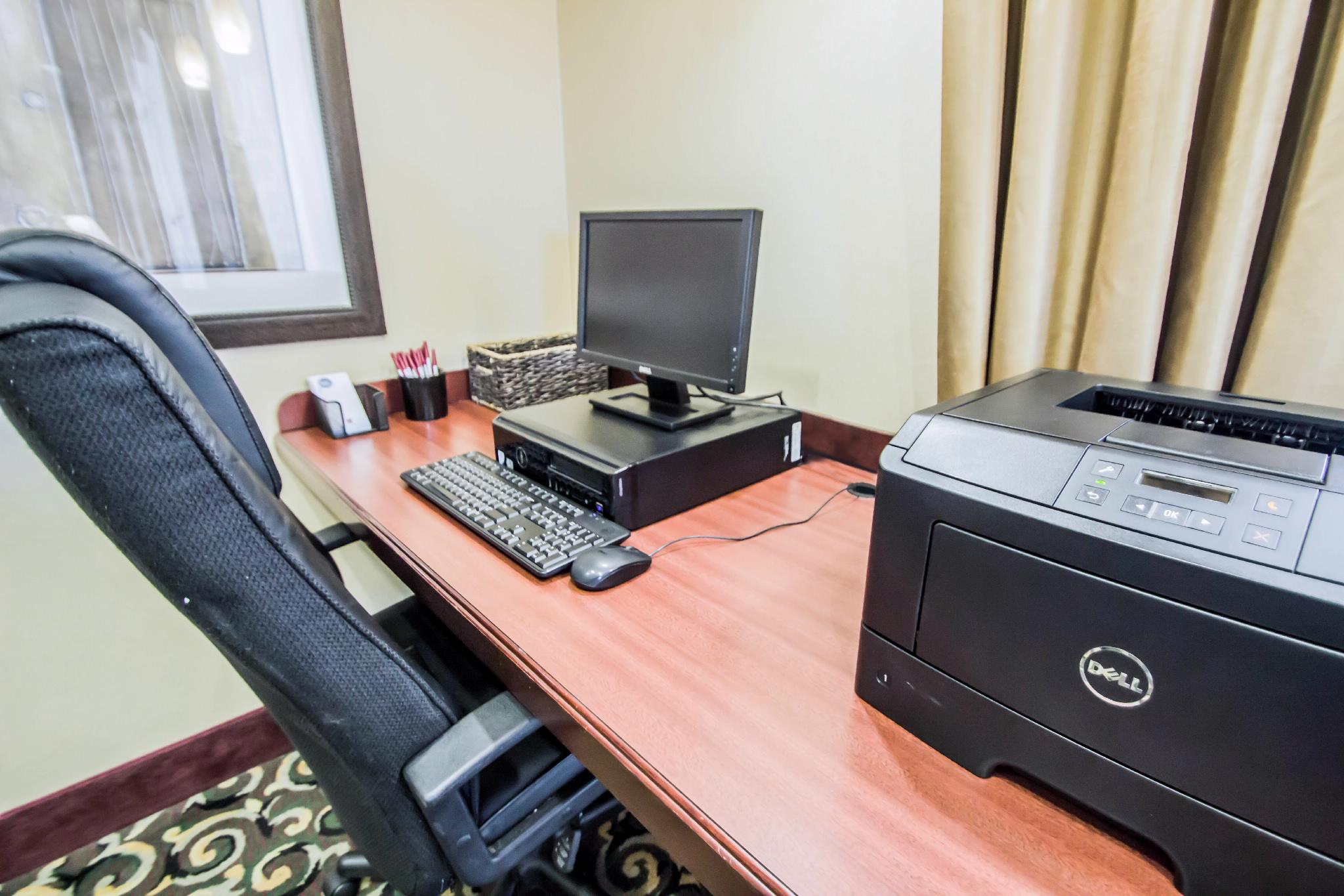 Hotel Comfort Airport 3*
