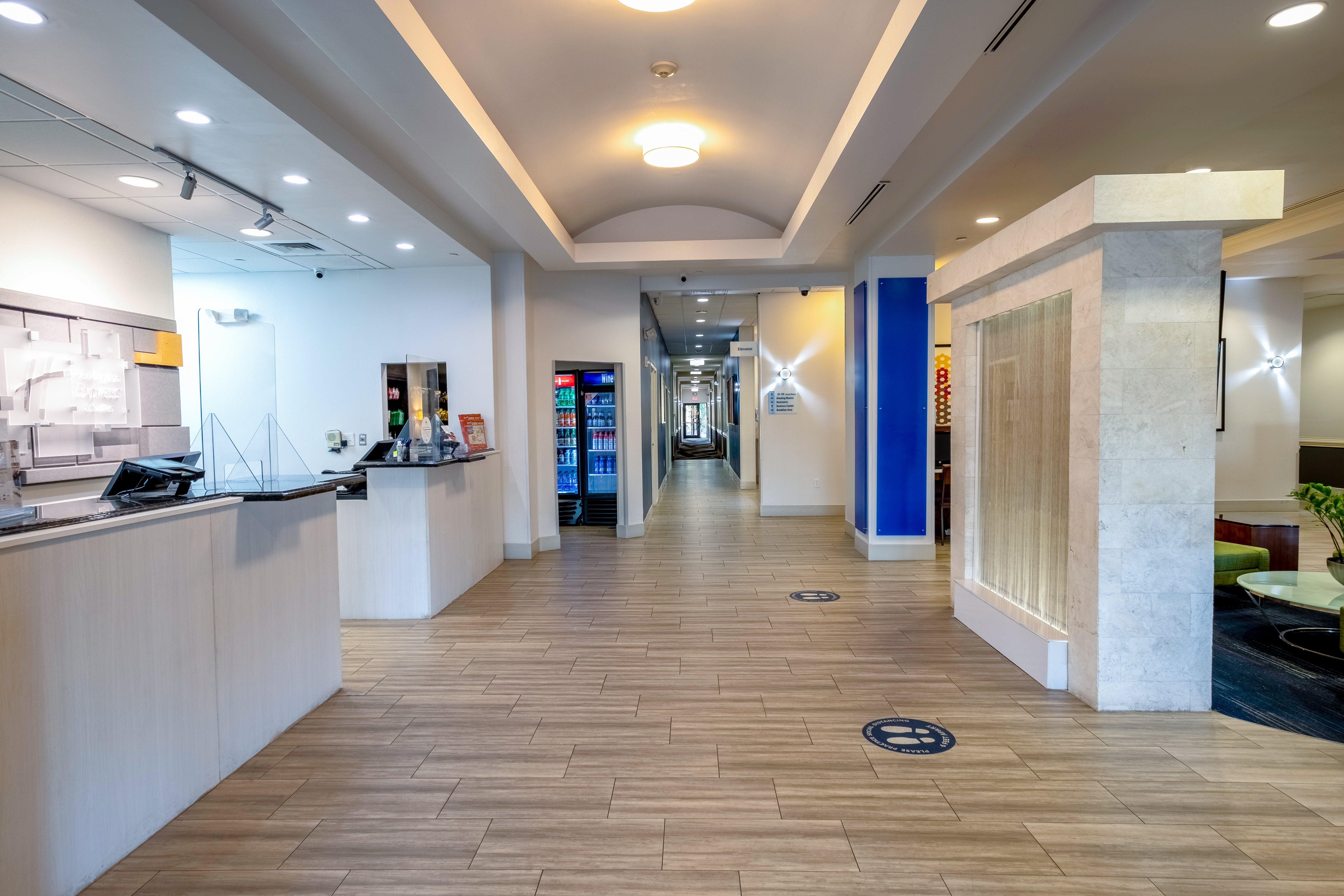Hotel Express-international Drive By Ihg