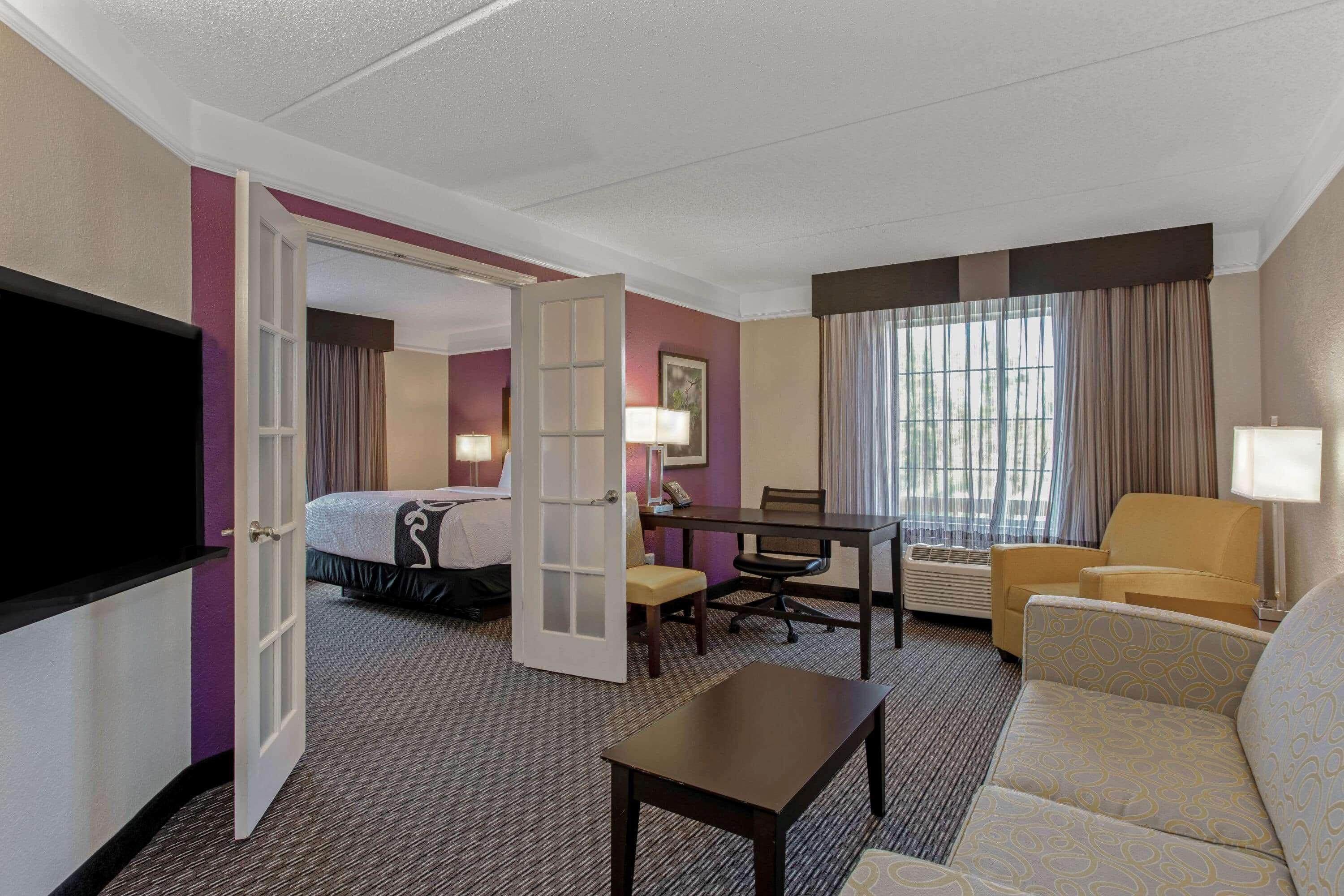 Hotel La Quinta By Wyndham Airport North 3*