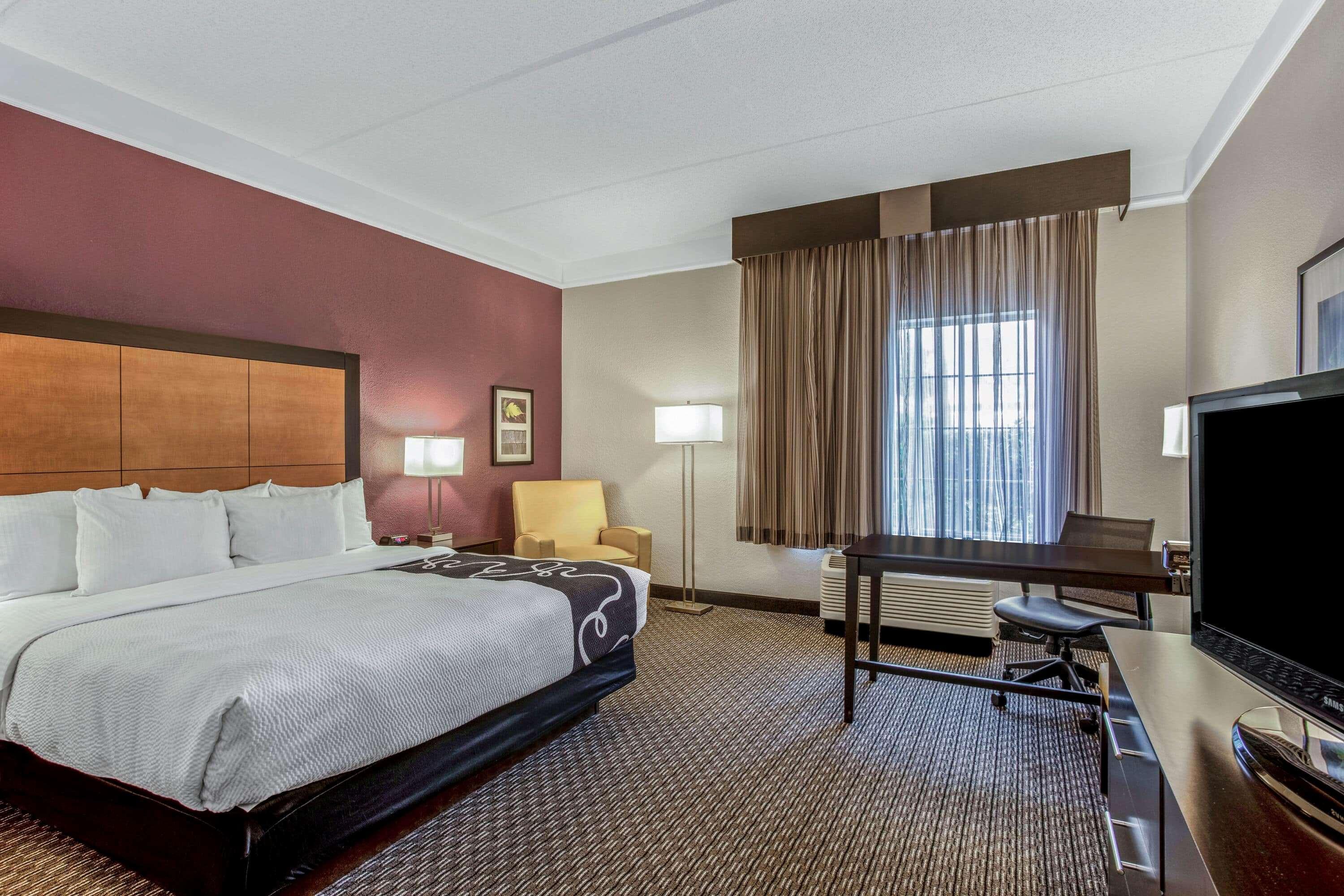 Hotel La Quinta By Wyndham Airport North 3*