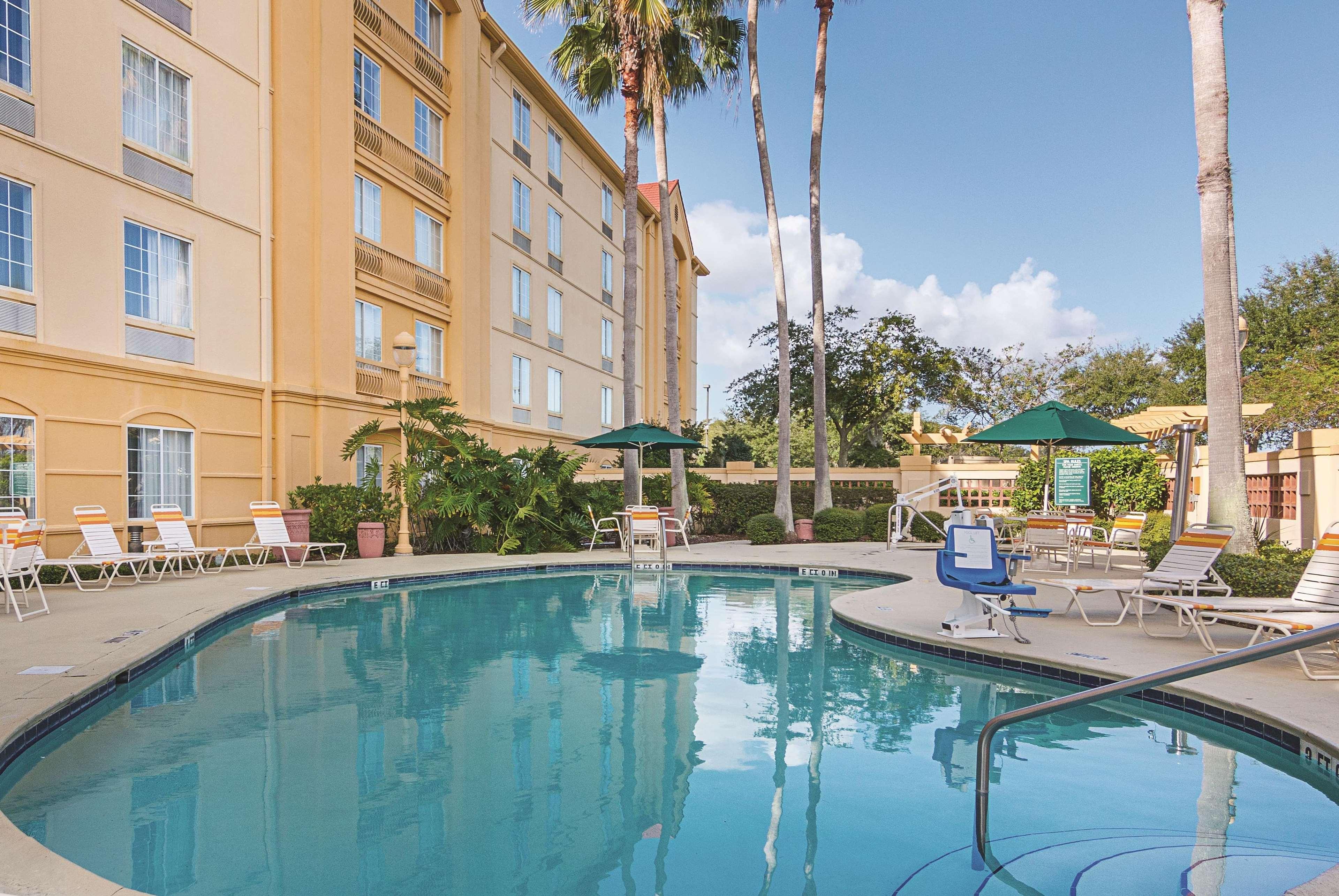 Hotel La Quinta By Wyndham Airport North 3*