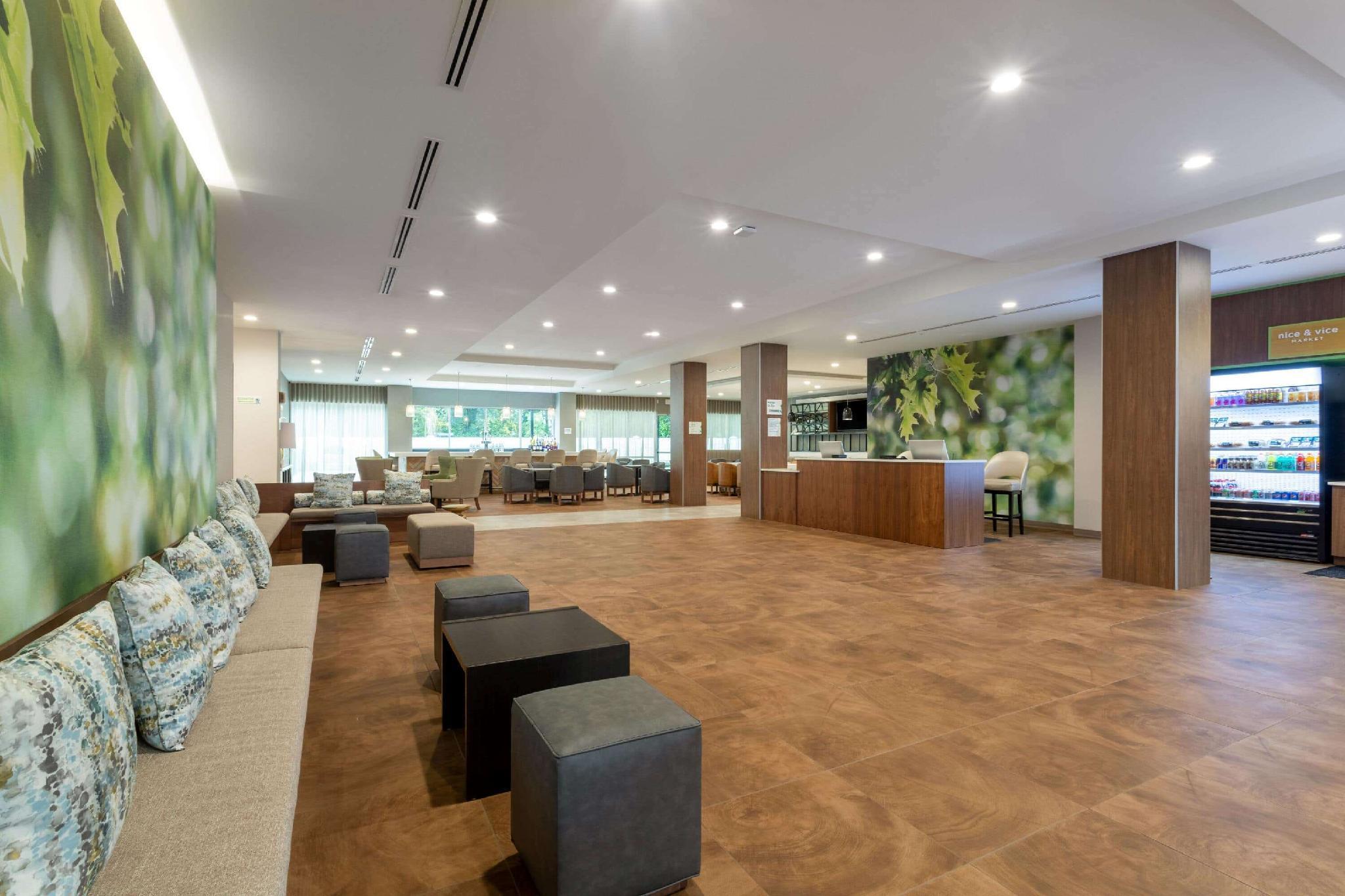 Hotel Wyndham Garden Airport - Free Airport Shuttle Orlando