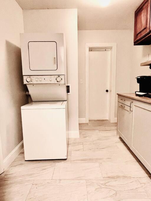 Chic, Spacious, Cozy Great Location! * Orlando