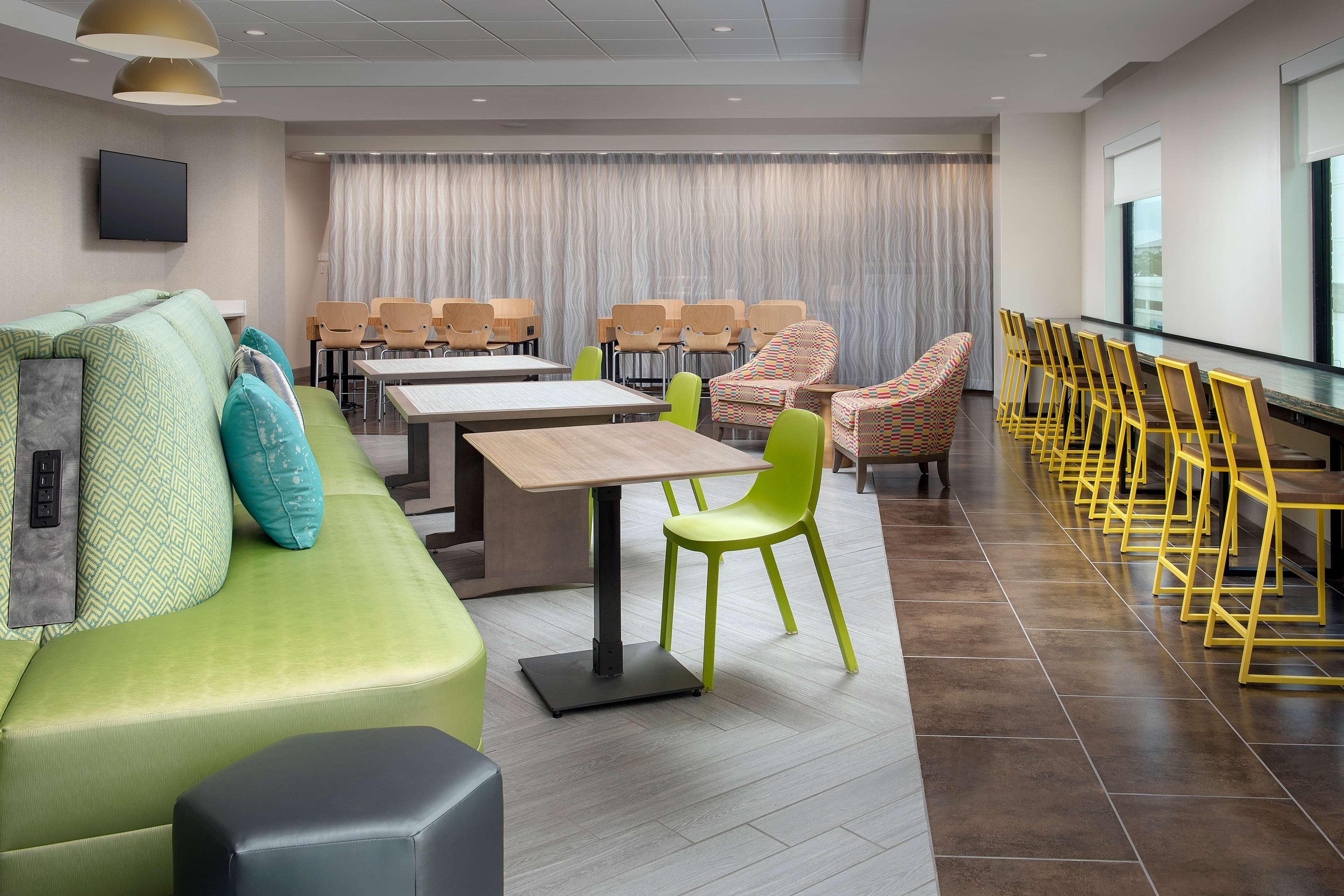 Hilton Garden Downtown Hotel 3*