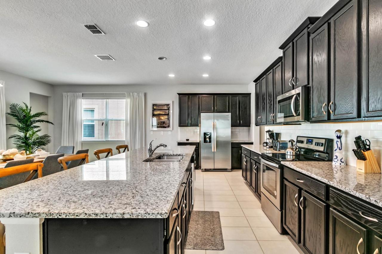 5 Bedrooms - 5,5 Bathrooms - Solara 1760 Sp Holiday home Orlando