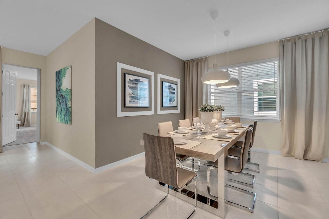 5 Bedrooms - 5,5 Bathrooms - Solara 9026 Pc Holiday home