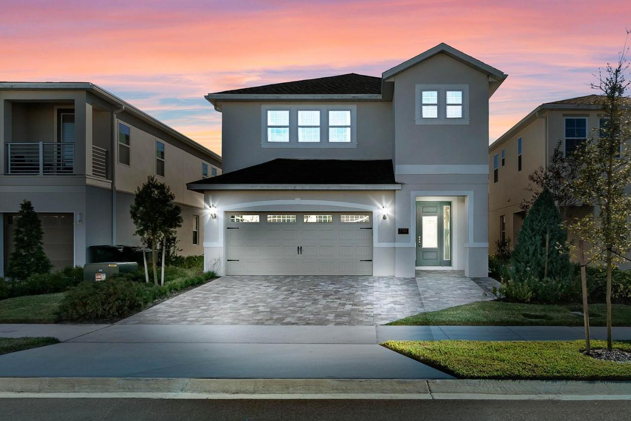 6 Bedrooms - 6 Bathrooms - Encore 7767 Wd Holiday home *