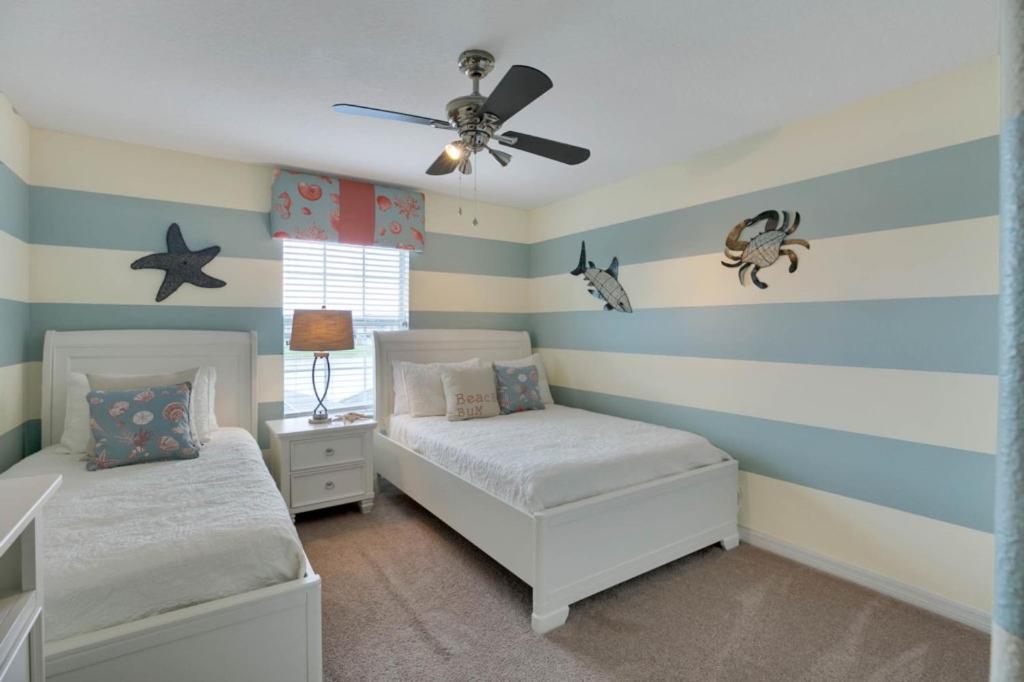 Holiday home 4 Bedrooms - 3 Bathrooms - Paradise Palms 8881 Cp