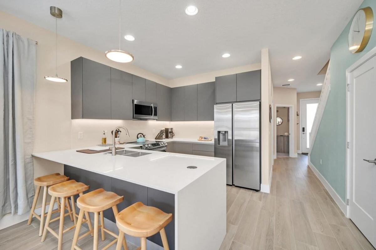 Modern Retreat