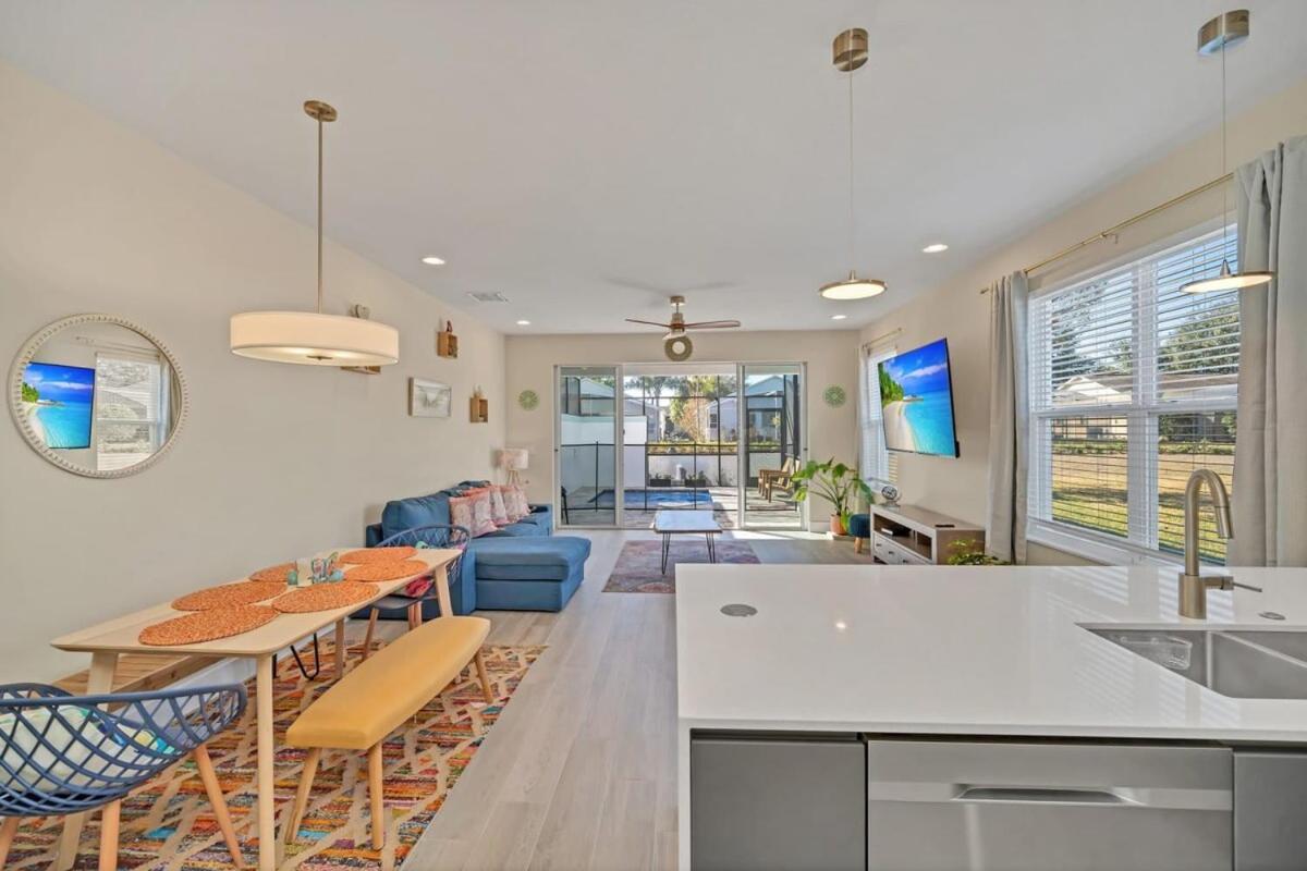 Modern Retreat