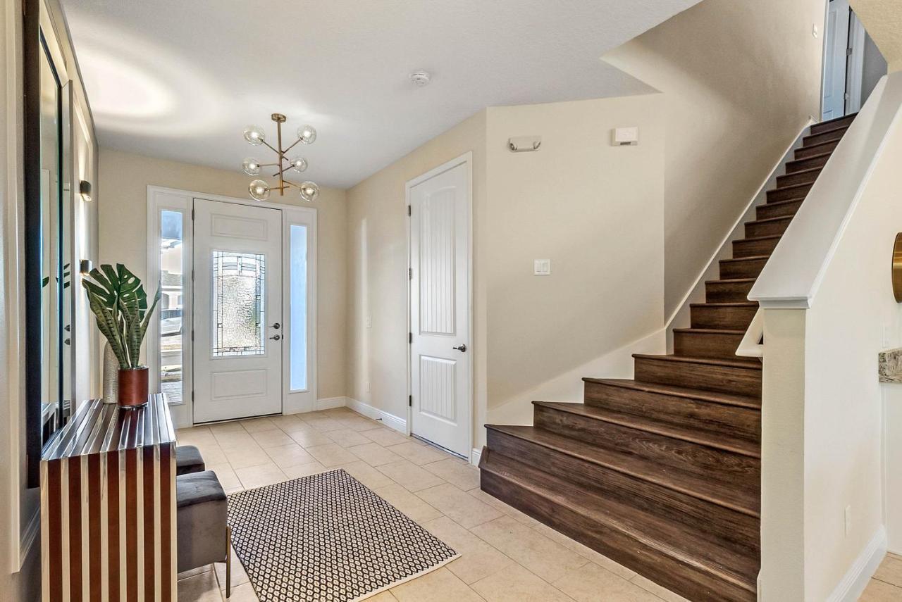 6 Bedrooms - 6 Bathrooms - Encore 7767 Wd Holiday home