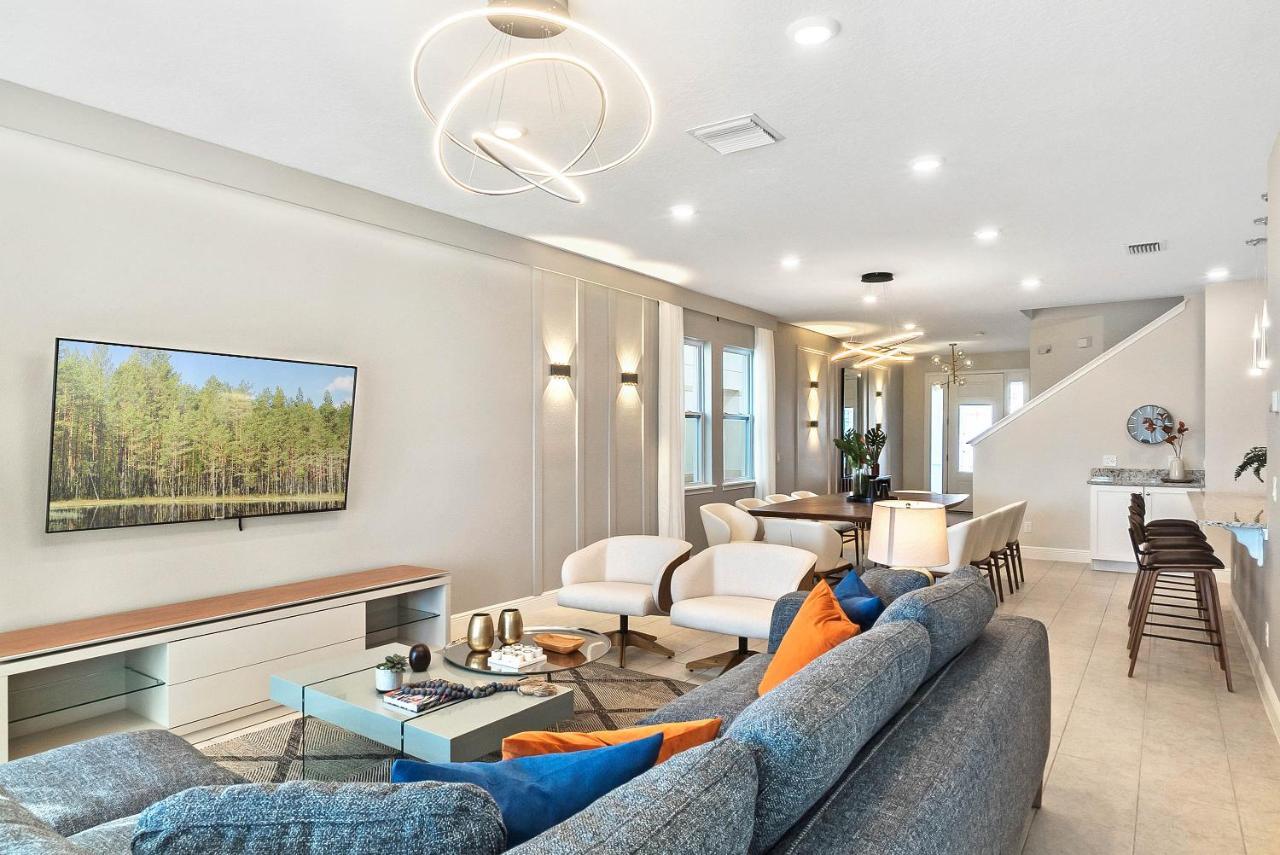 6 Bedrooms - 6 Bathrooms - Encore 7767 Wd Holiday home
