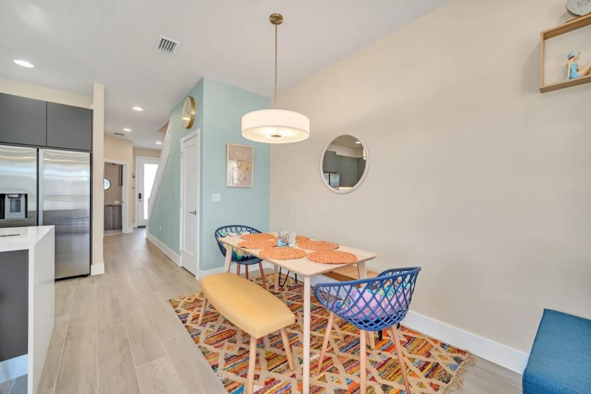 Modern Retreat Orlando