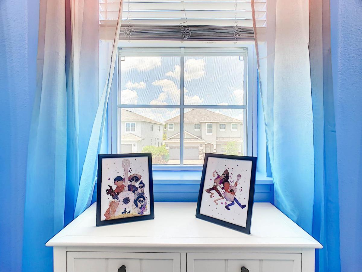 Stunning 11 Bedroom Themed House With Huge Pool Near Disney Orlando