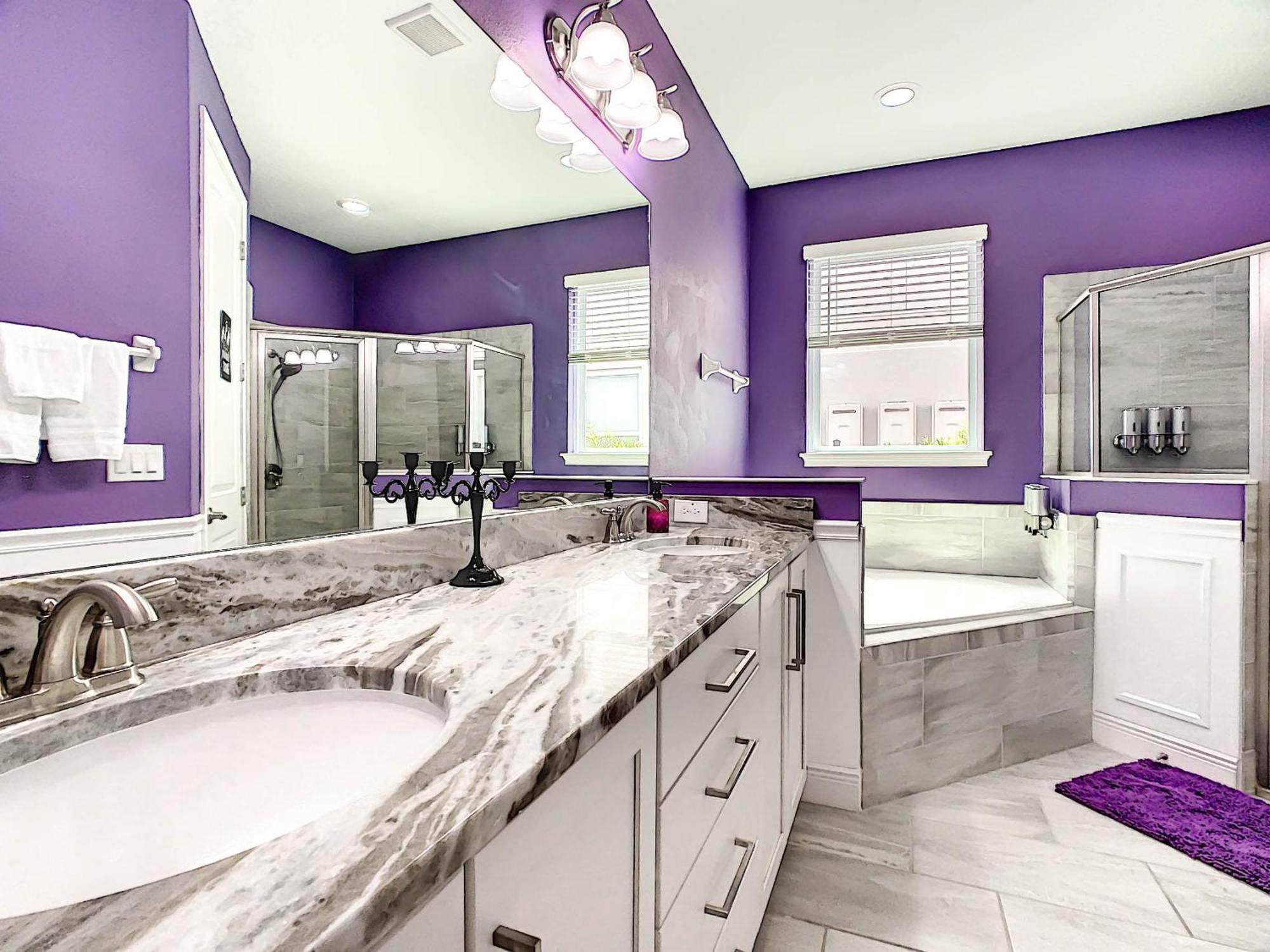 Stunning 11 Bedroom Themed House With Huge Pool Near Disney Holiday home *