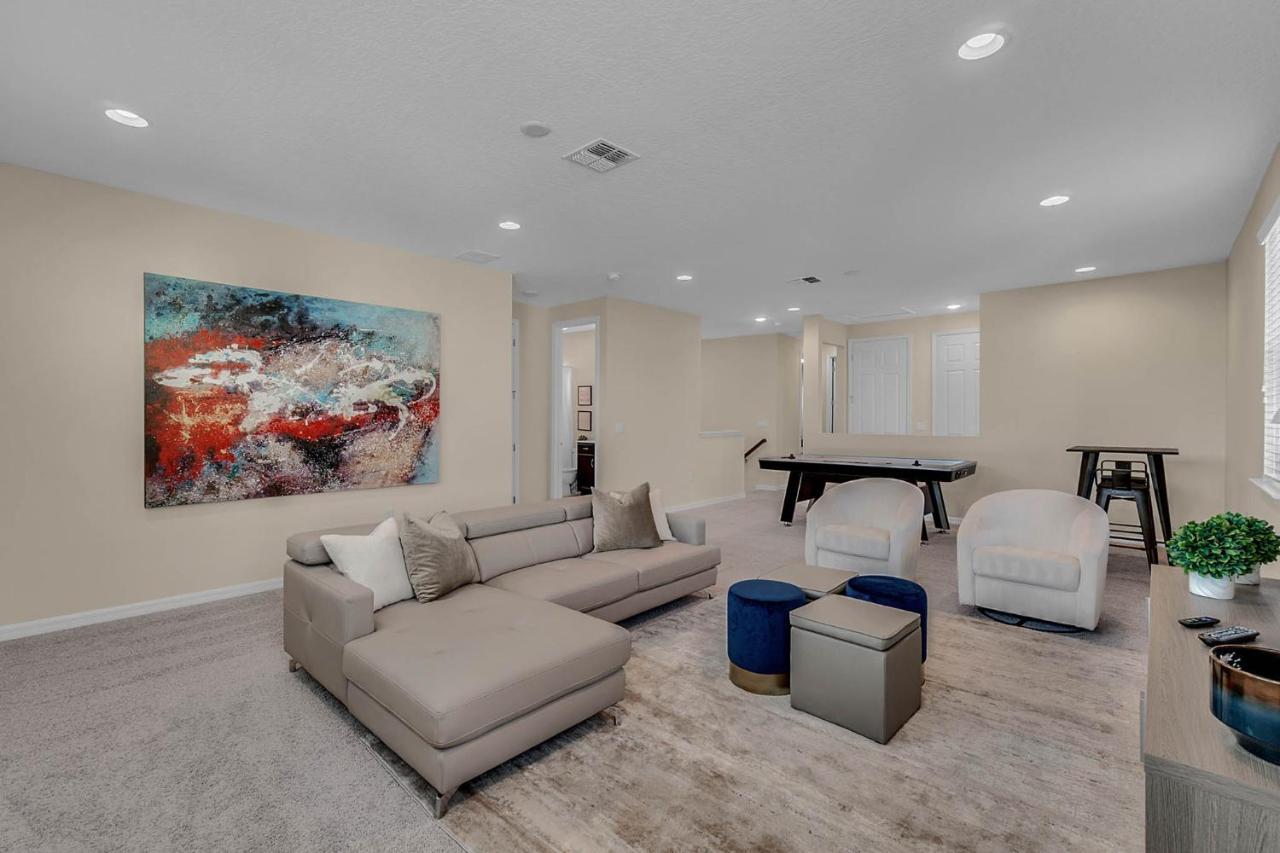 5 Bedrooms - 5,5 Bathrooms - Solara 9026 Pc