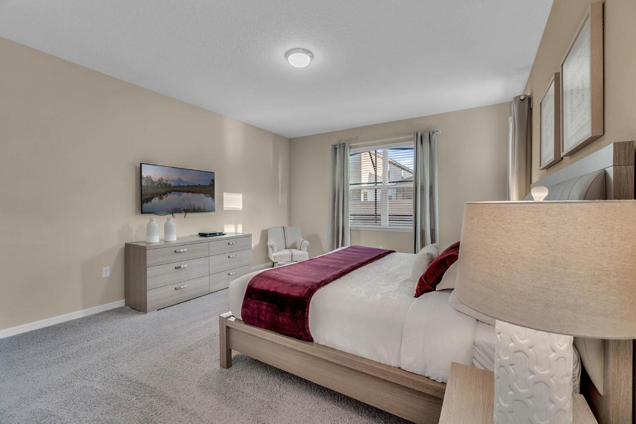 5 Bedrooms - 5,5 Bathrooms - Solara 9026 Pc